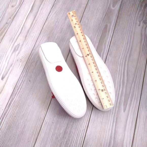 (31-0482) MARC JOSEPH slip on glimmer red leather CYPRESS HILL shoes Sz 4.5 - Picture 4 of 10